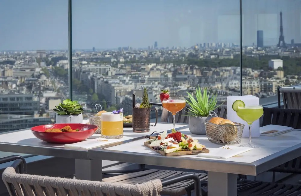 هتل ملیا پاریس لا دفنس کوربووی